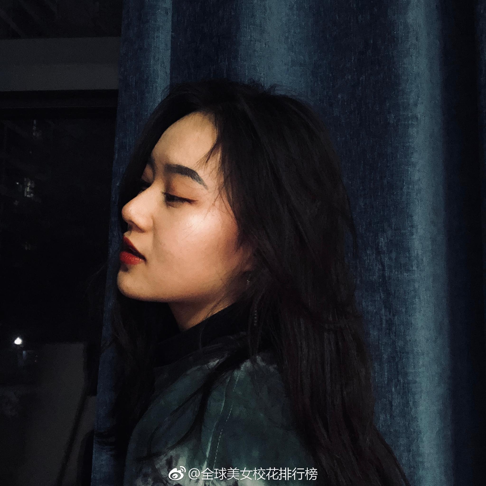 吴欣茹四川双流棠湖中学专业流行音乐表演18岁身高167cm