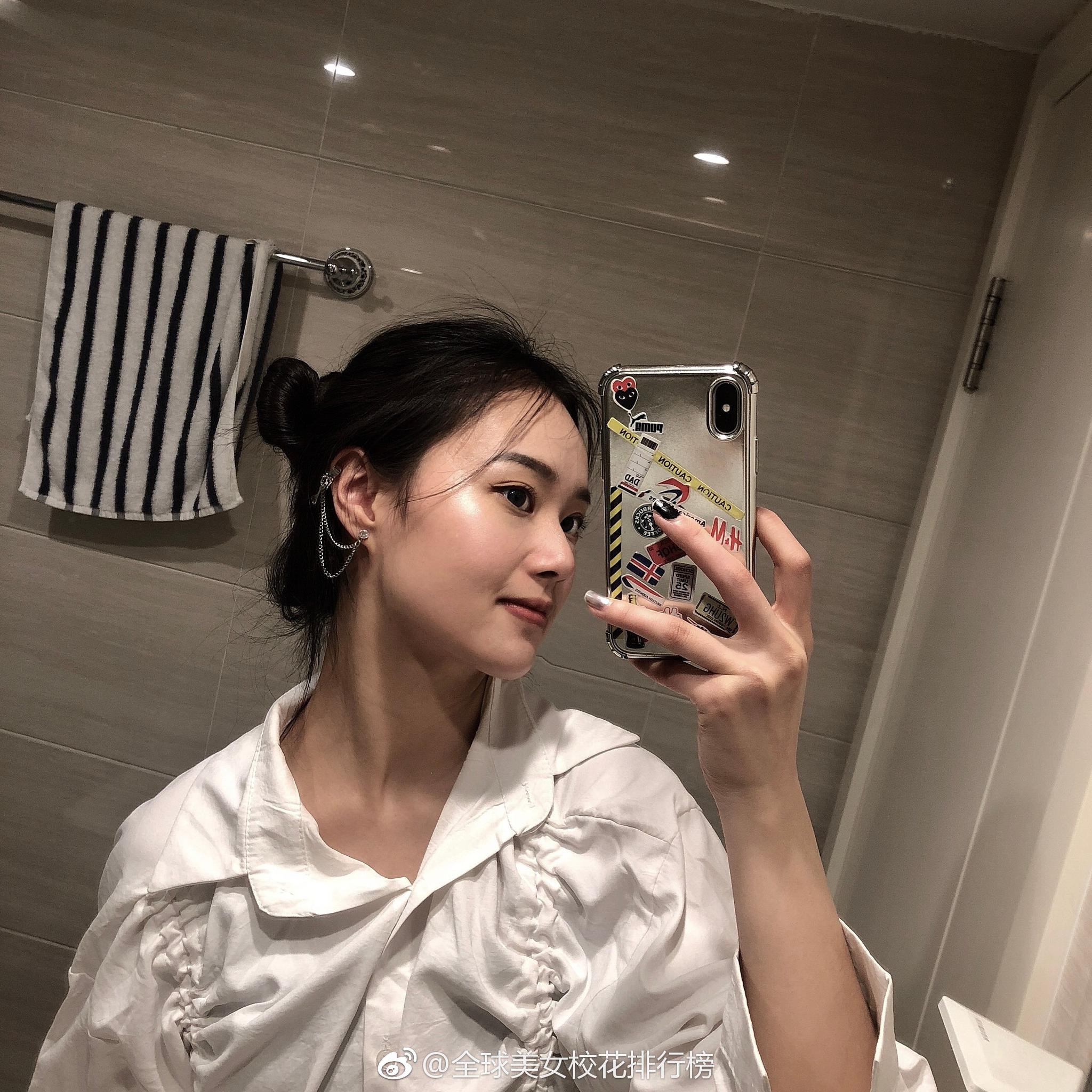 吴欣茹四川双流棠湖中学专业流行音乐表演18岁身高167cm