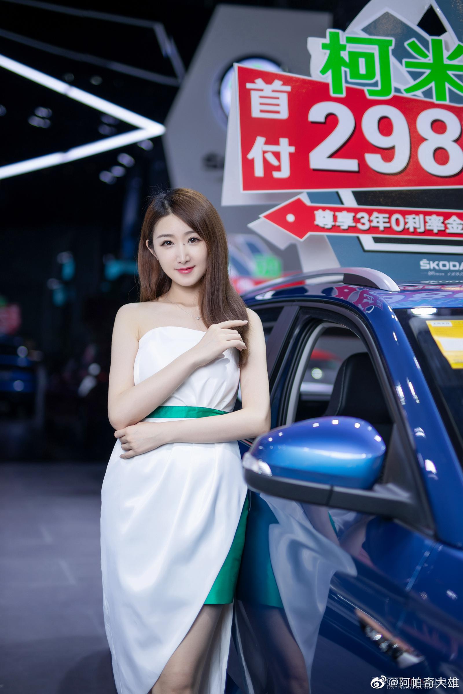 2019无锡车展cr阿帕奇大雄模特杨璐