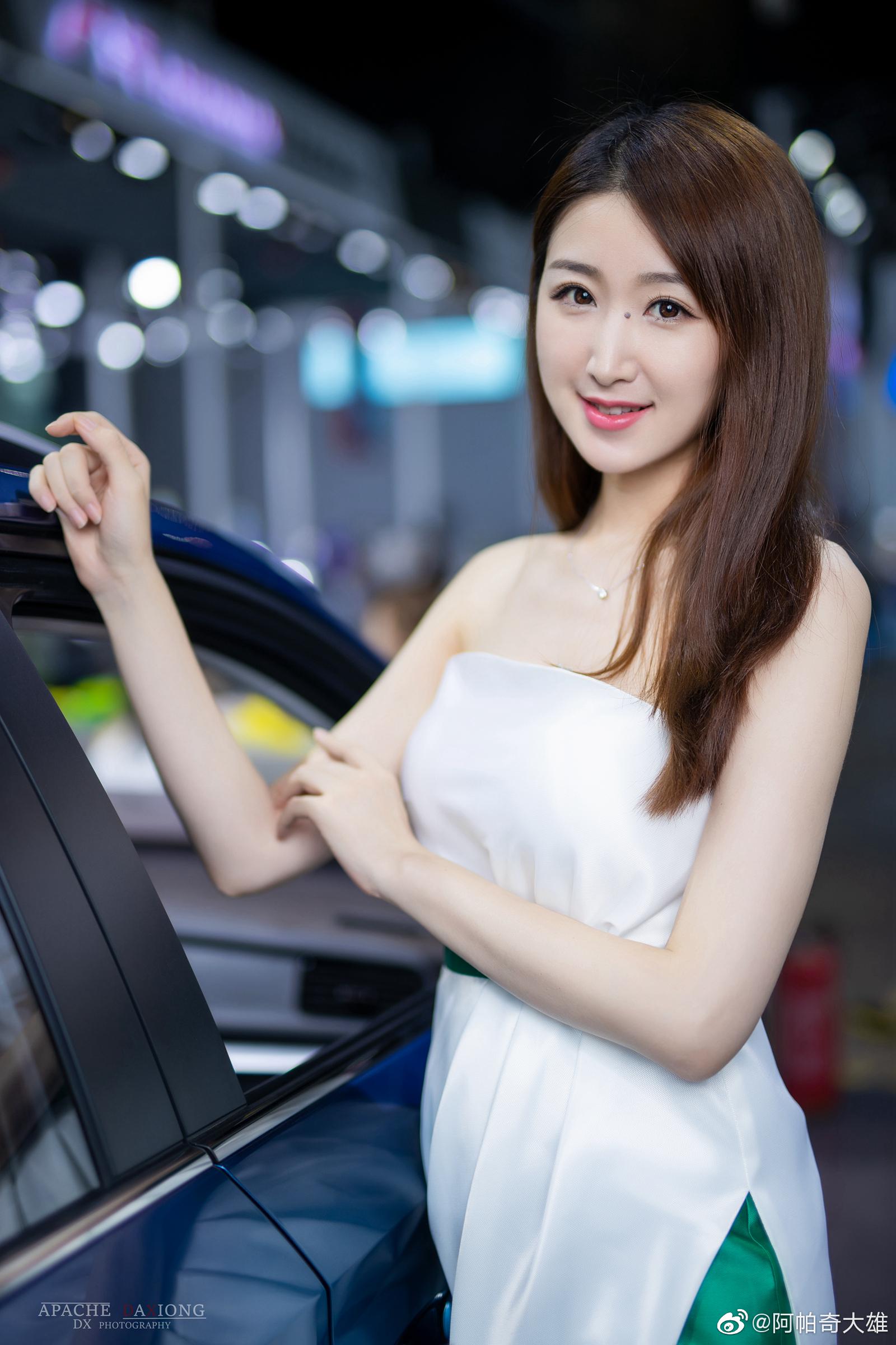 2019无锡车展cr阿帕奇大雄模特杨璐