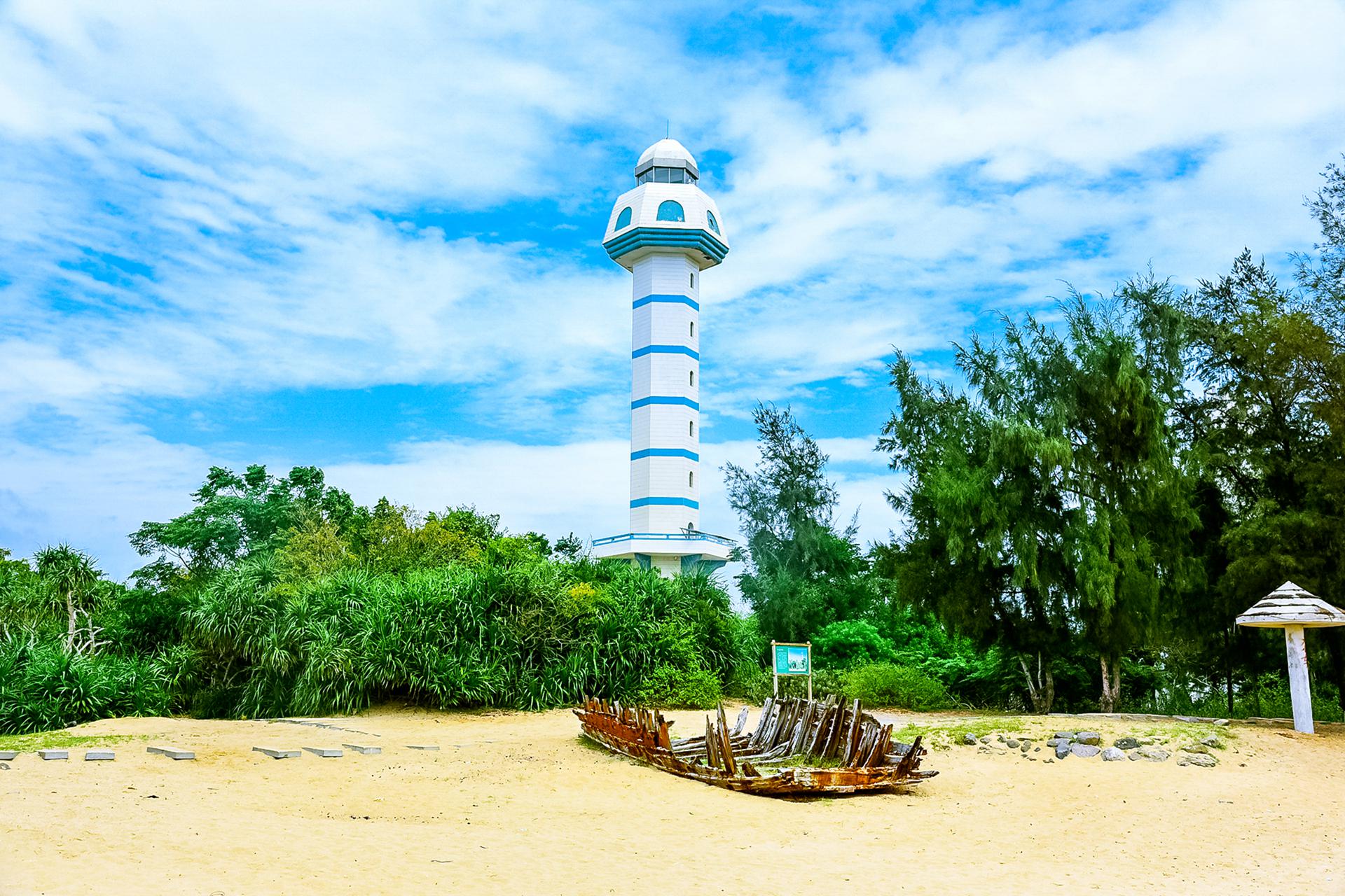 广东湛江:逃离北方寒冬 大陆南极村找寻儿时乐趣