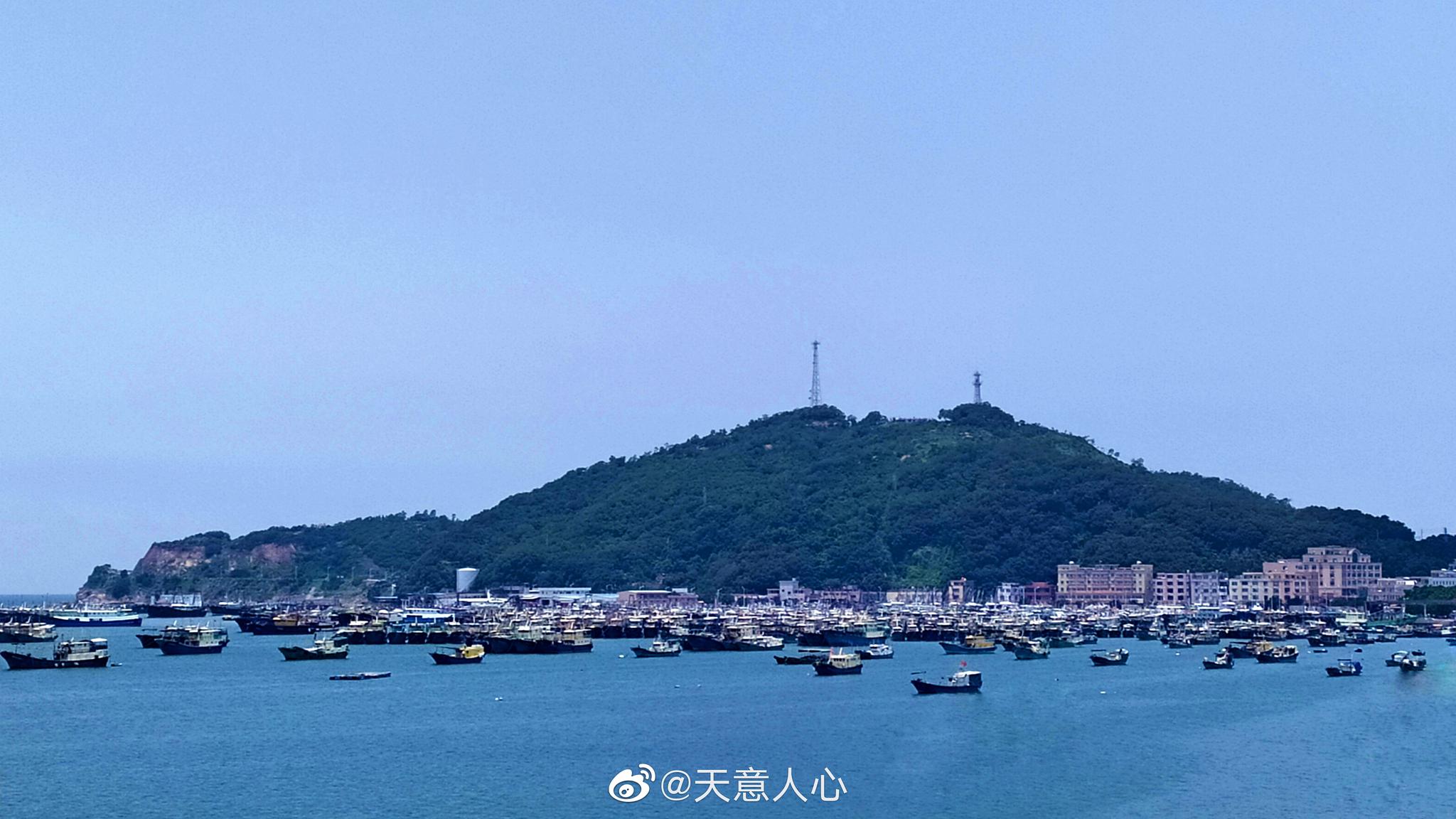 阳江东平镇珍珠湾,依然的水清沙细,云淡风轻