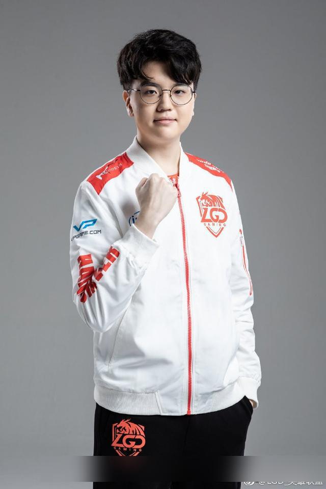 lpl各战队定妆照一览你最喜欢哪一款