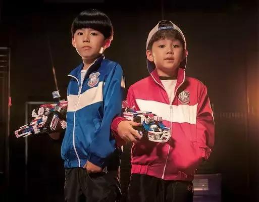《铁甲雄心》第二季,启动全球青少年机器人挑战赛