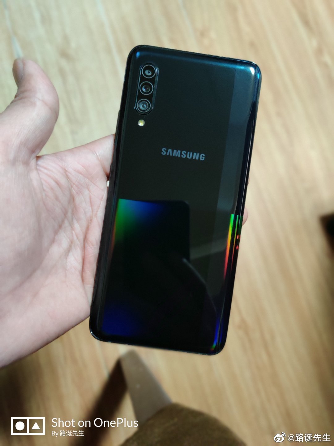 用了几天三星a90没想到系统还挺好本地化功能做的不错