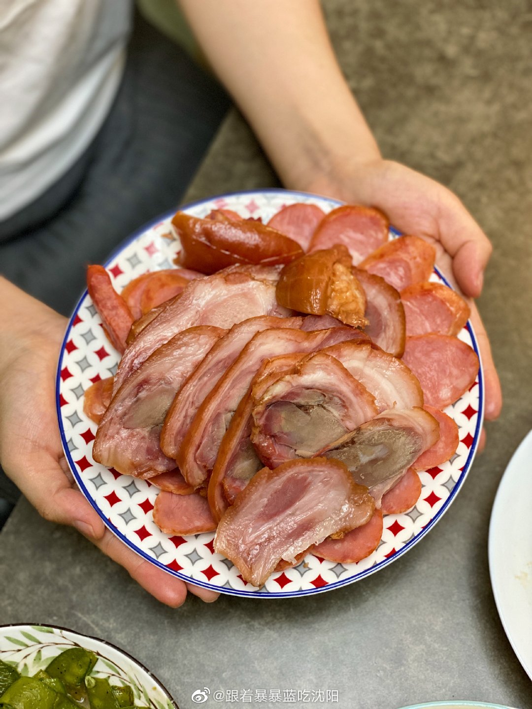 被抚顺朋友成功安利的洪发香肠,这也太好吃了吧!