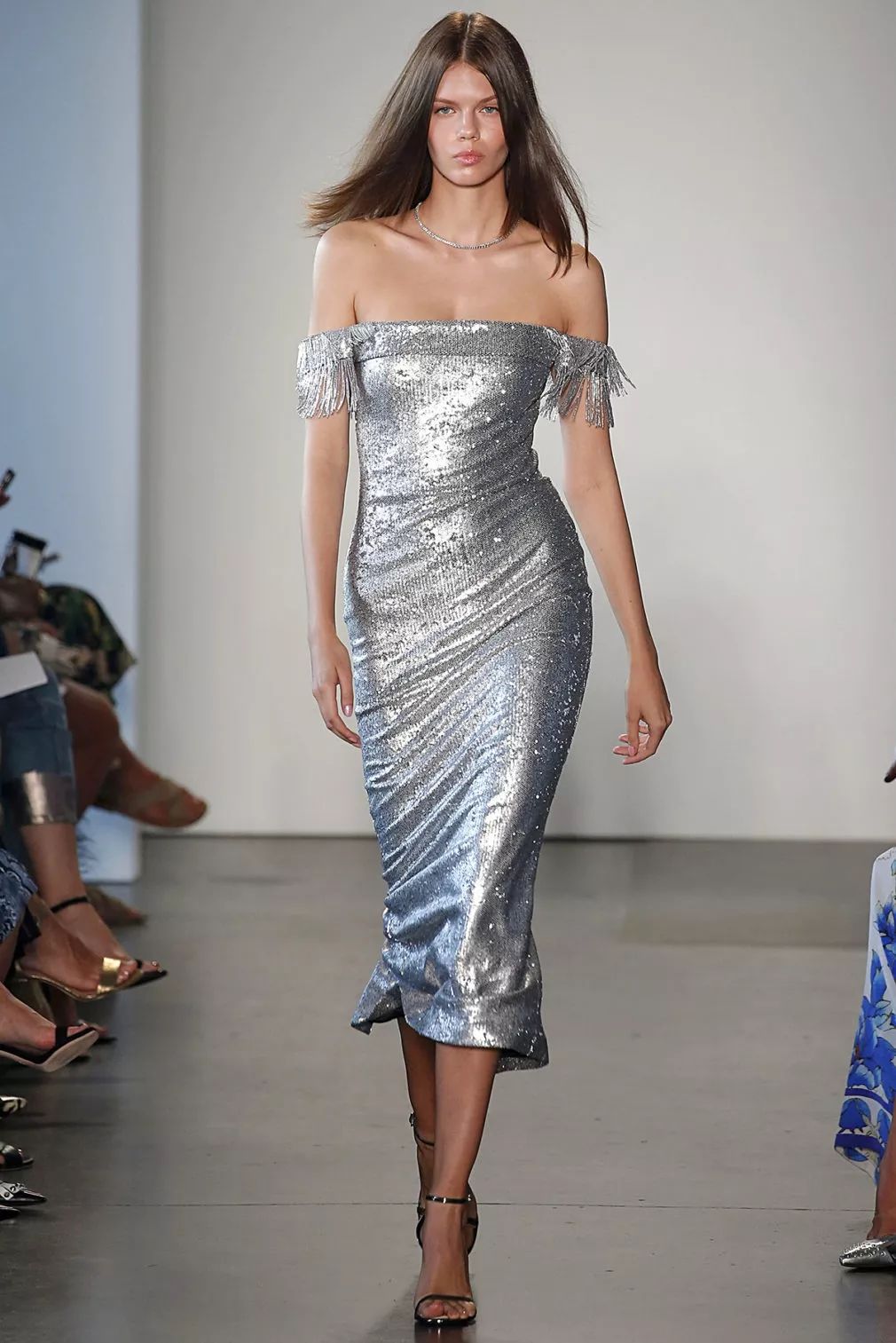 流行趋势 | 金属光泽(关键面料)