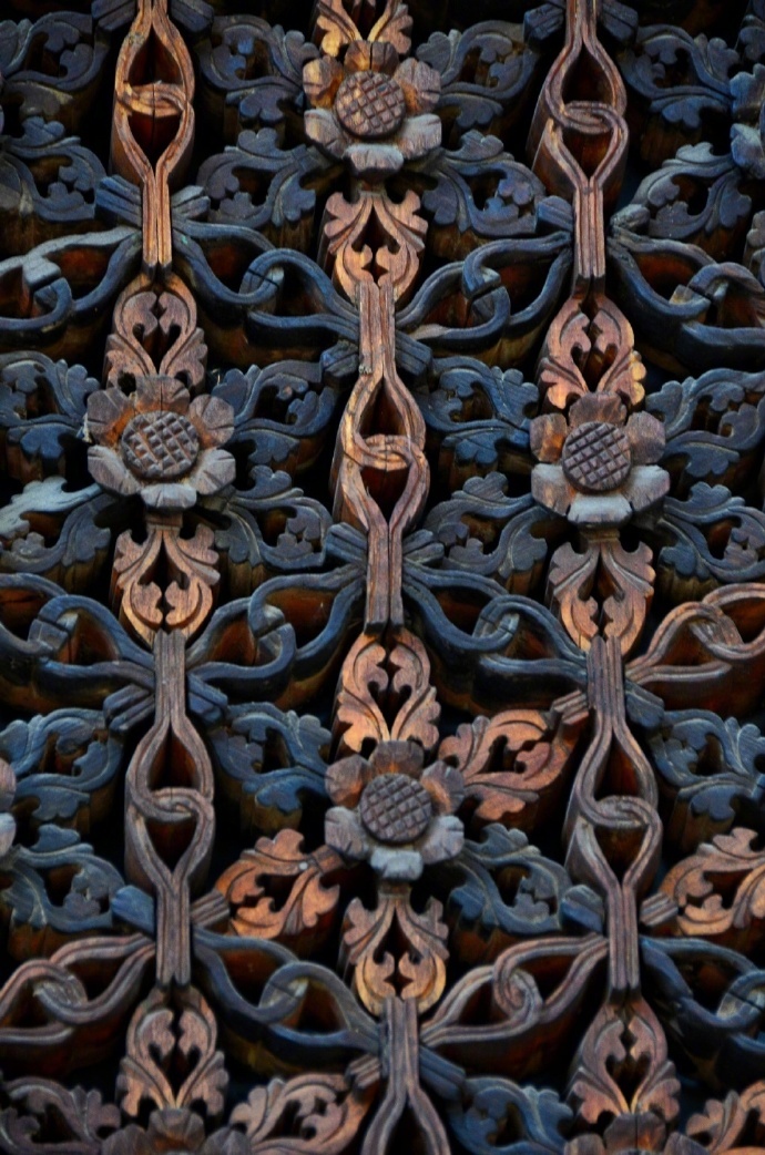 平遥明代清凉寺大殿门窗装饰花纹.