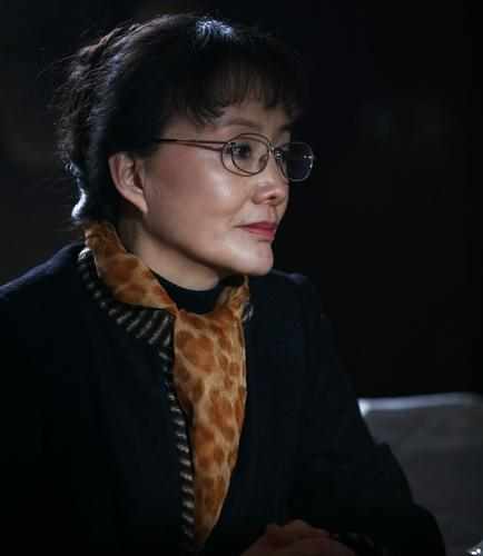 国家一级演员的她,却在37岁隐退,今62岁凭人民的名义翻红|演员|高英