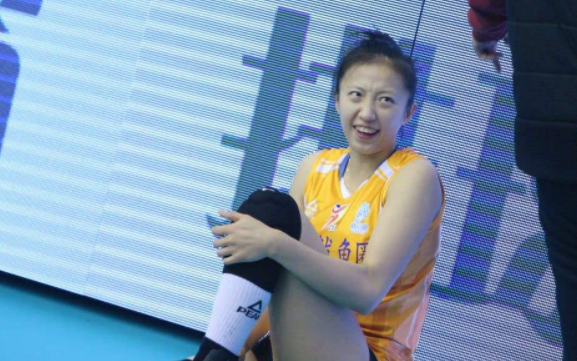 丁霞生日快乐!国际排联发文祝福,小蚂蚁已成世界顶级二传手