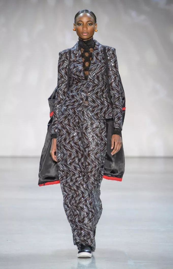 流行趋势 | 金属光泽(关键面料)