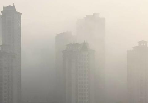 “雾”必注意！雾霾天开车的秘诀都在这了-新浪汽车