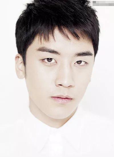 李胜利和郑俊英的这个引线点亮了韩国娱乐圈的最丑陋的一面