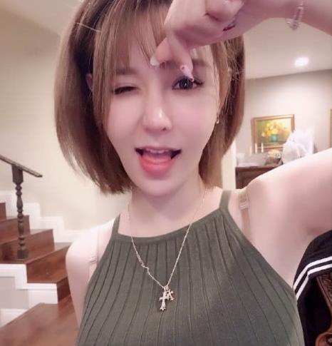 最美吃鸡主播米兰圈粉无数不仅技术好还得到球王称号