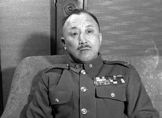 国民党守军李默庵,王靖国,刘茂恩分左,中,右三个兵团于龙王堂,界河铺