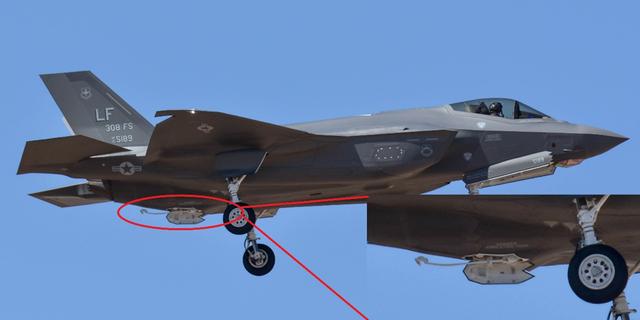 相比舰载机粗壮的着舰尾钩,西方国家陆基战斗机装备的尾钩就显得很