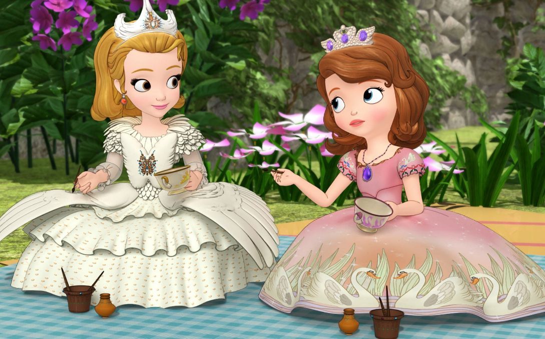 苏菲亚小公主:大家是喜欢绿茶婊那样的苏菲亚还是傲娇的安柏呢?