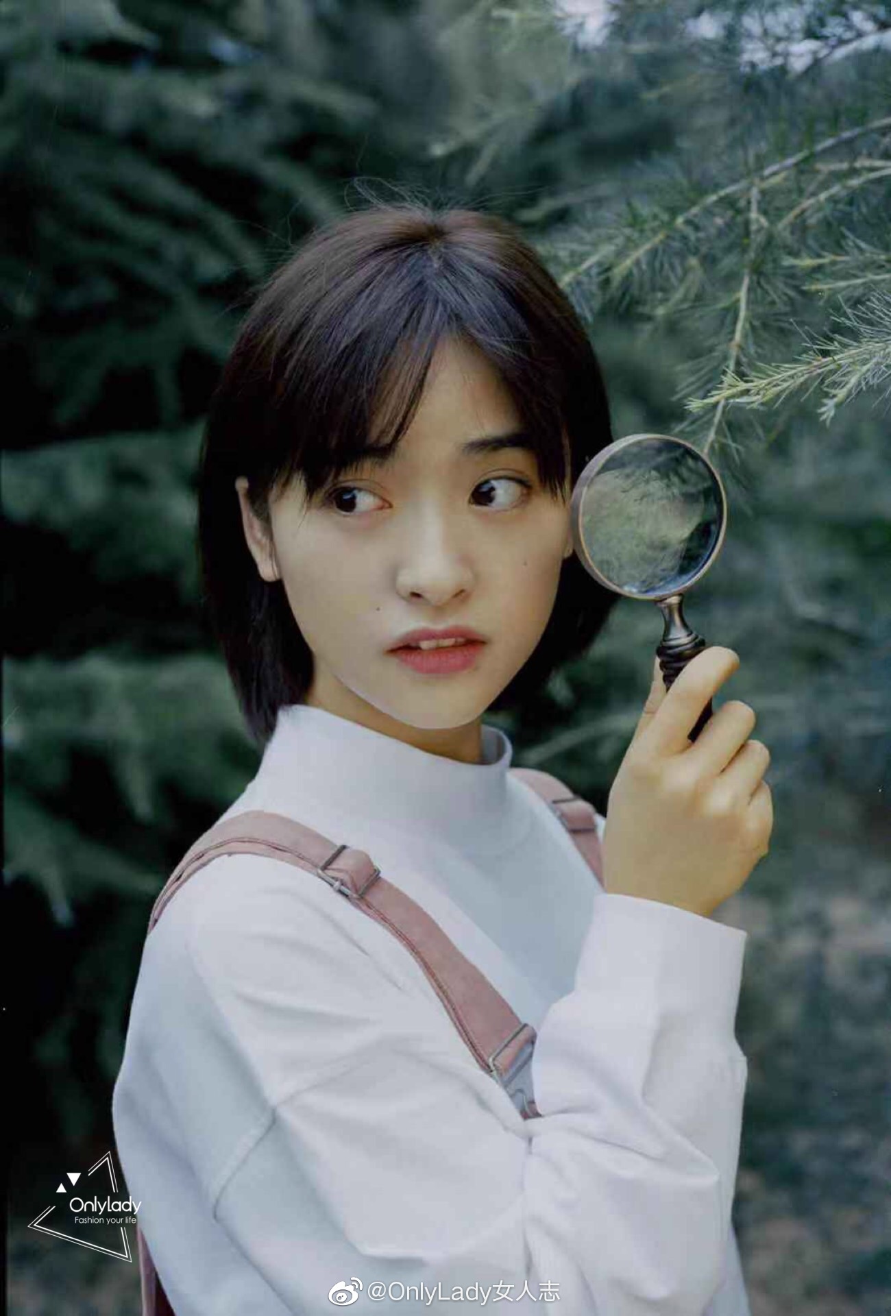 清风晨雾 夏日悠长 按耐不住好奇心的少女 沈月 清风晨雾 夏日悠长 按耐不住好奇心的少女 沈月
