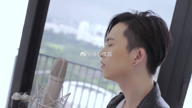 周汤豪 NICKTHEREAL《帅到分手》男女PK翻唱版|帅到分手_新浪新闻