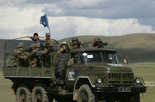 神秘的蒙古国军队陆军几乎全都在南部与俄罗斯的边境不设防