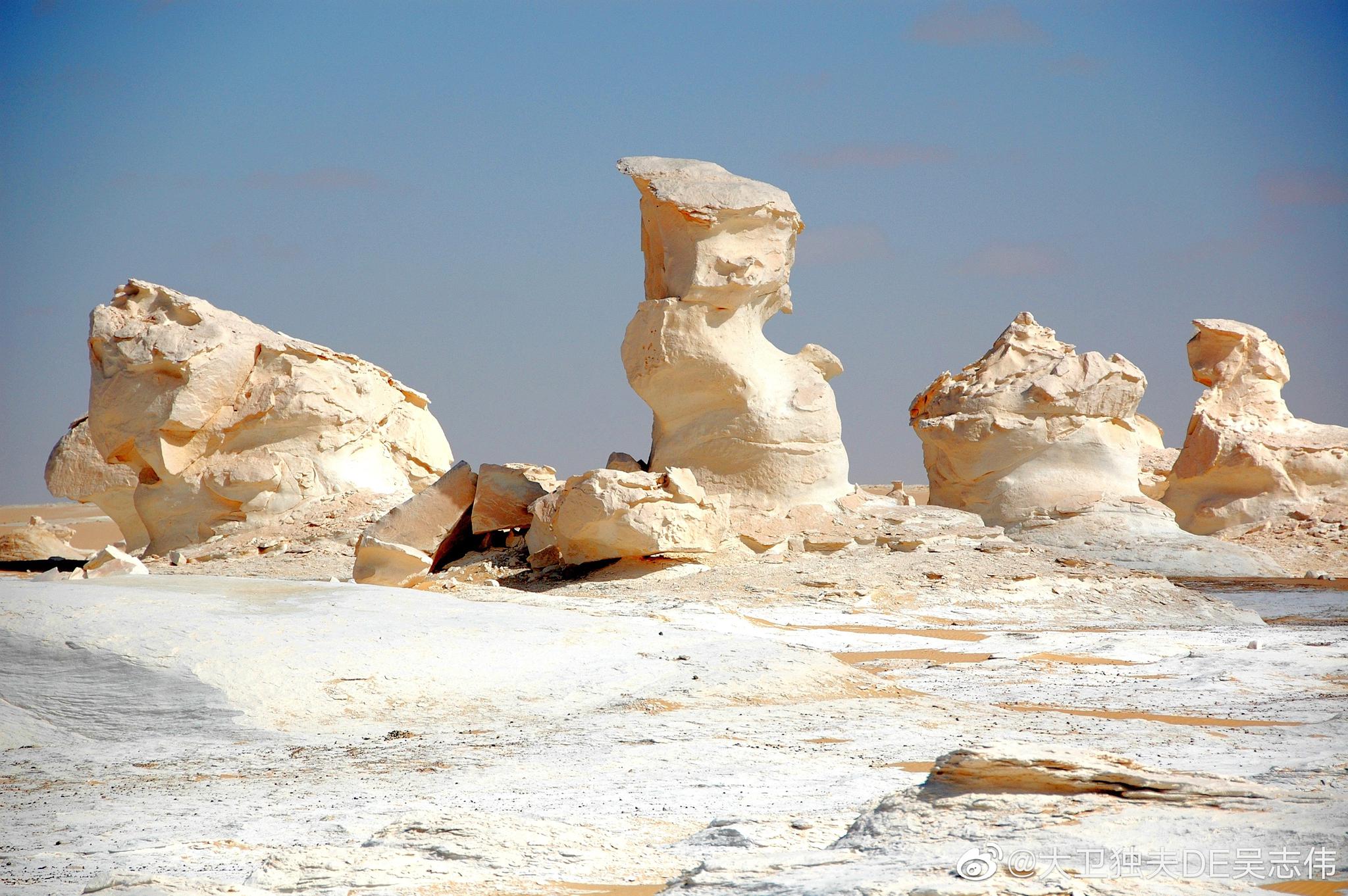 地球上最古怪的地方埃及黑白沙漠