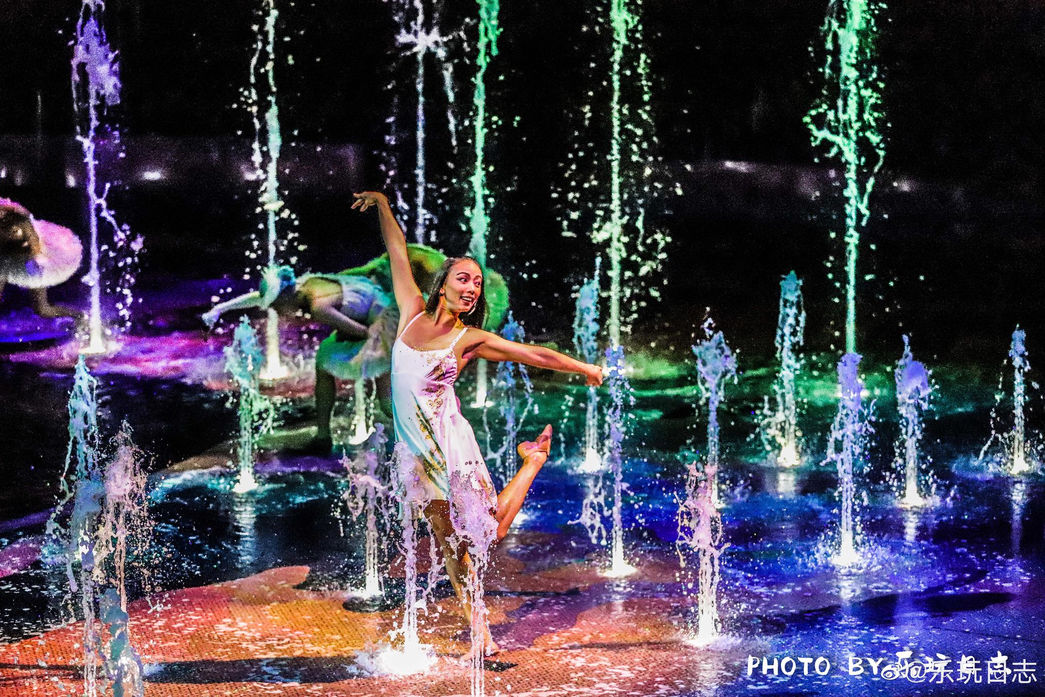 跟着果核旅游走进水舞间剧场,水舞间是澳门最top的