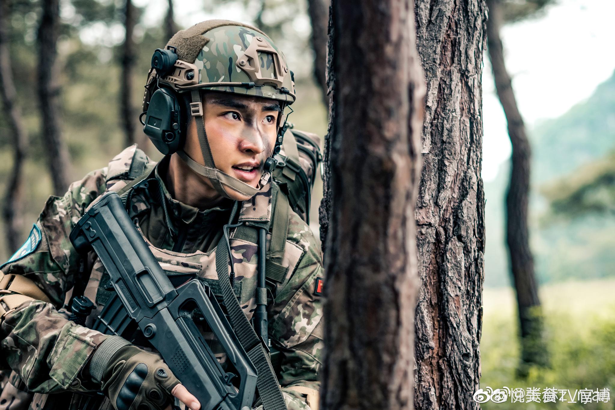 桃花》中令羽的演绎而被人熟知|三生三世十里桃花|张赫|演技_新浪新闻