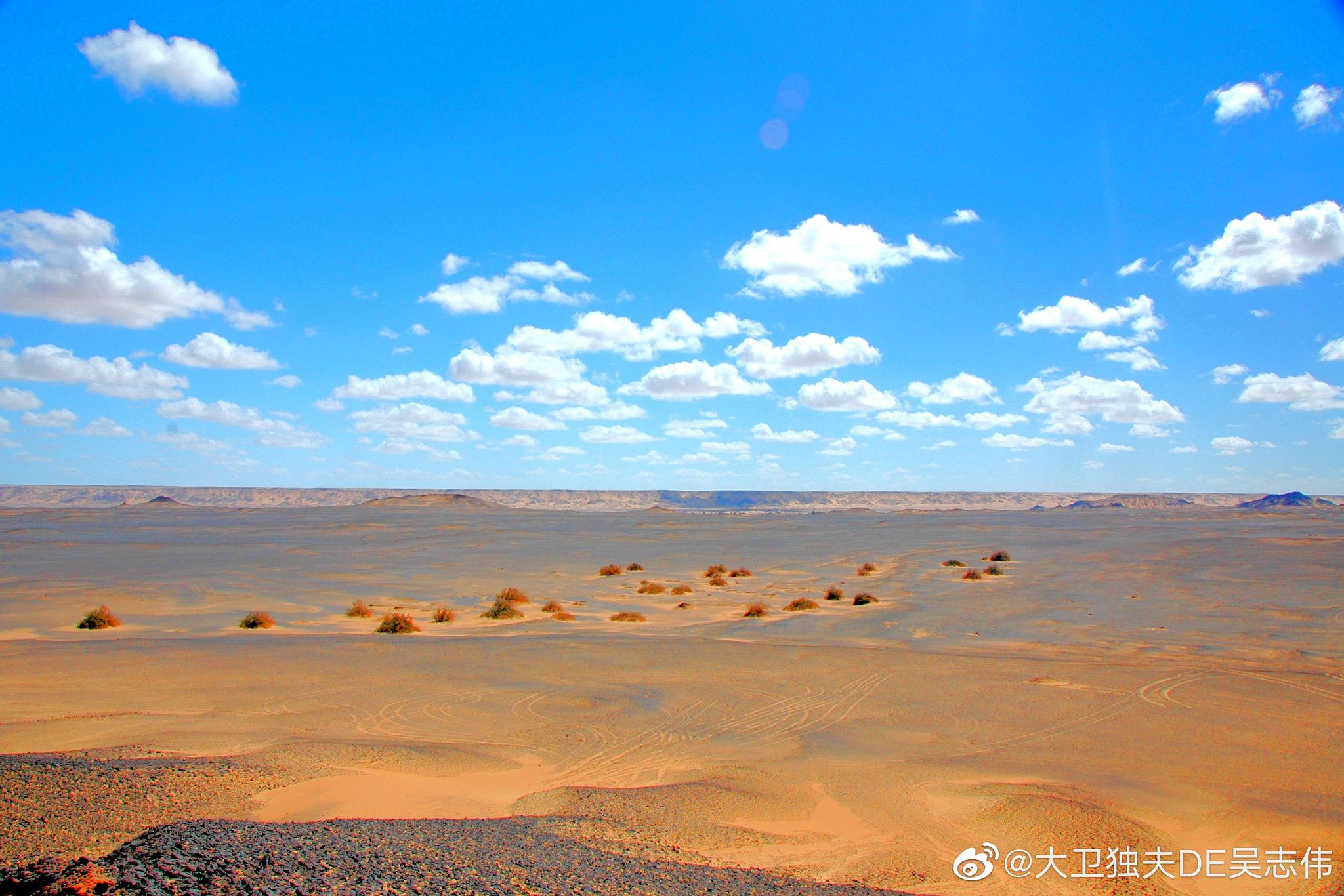 地球上最古怪的地方:埃及黑白沙漠