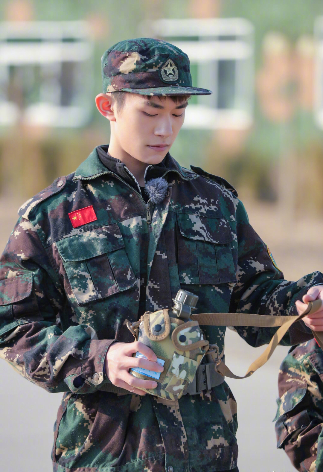 易烊千玺军训记录表曝光,中戏的小师妹们是不是该欢呼起来了