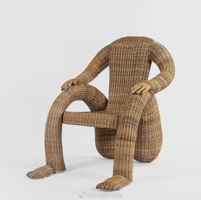 来自不同艺术家以及设计师们的椅子作品
