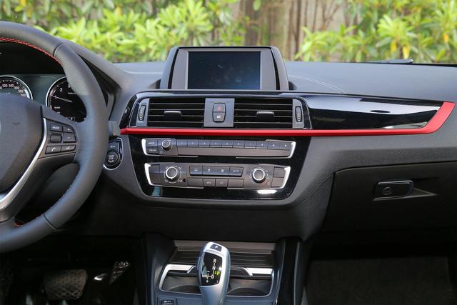 没能出去的情人节你用什么弥补？ 这几款女神（经）的车看一下