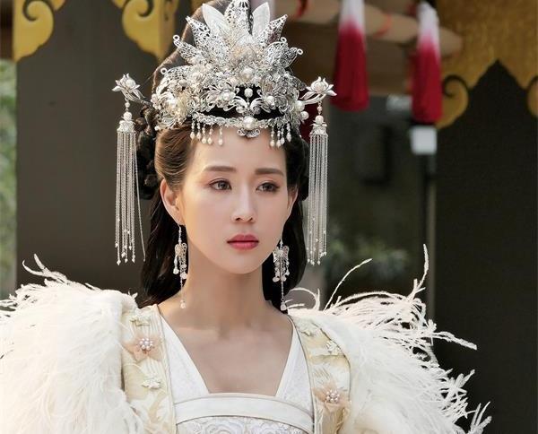 古装剧中那些被誉为"天下第一绝色"的女星,谁才是实至名归?