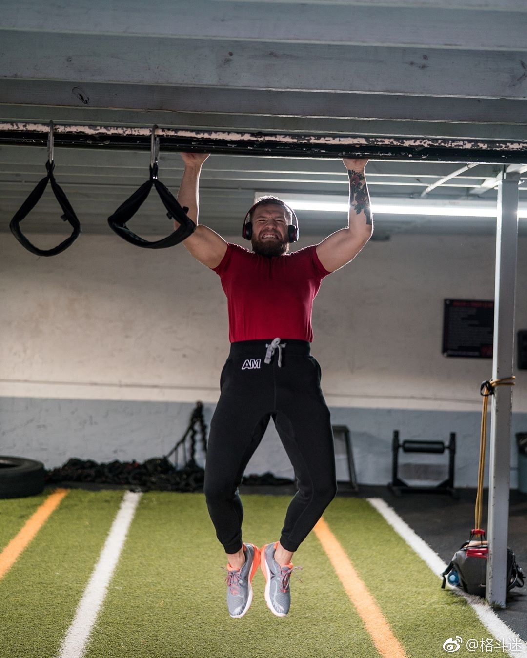 嘴炮开始加强核心力量训练!练大力就完事儿了.