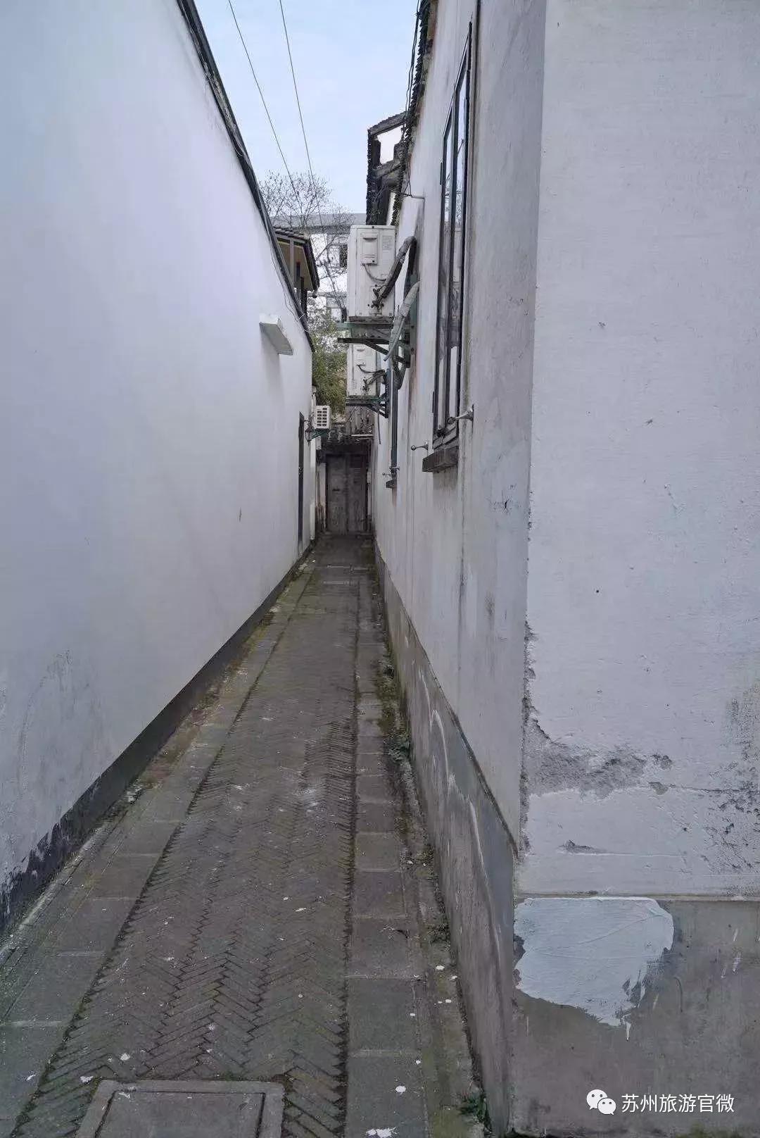 东方柯南道尔故居苏州城水多,自然桥多,苏州人往往都会把"某某桥南堍"