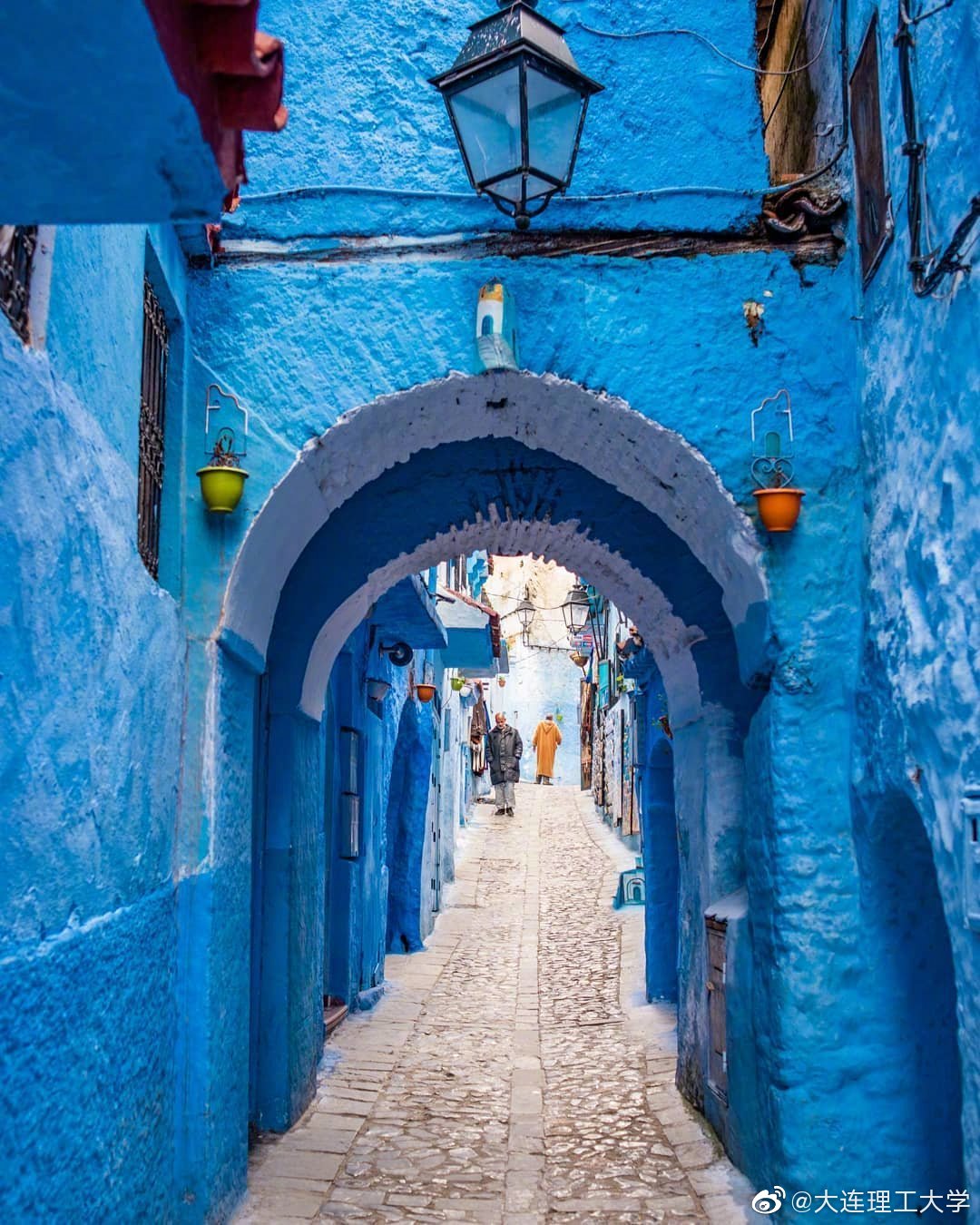 迷人的摩洛哥蓝色小镇 舍夫沙万 ins:rrrudya|舍夫沙万|摩洛哥|小镇_新浪新闻