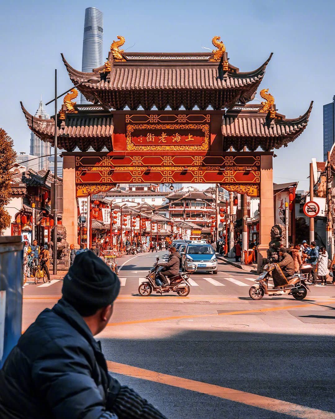 在你眼中,上海是什么样的呢?老街坊与小弄堂,高楼和大厦