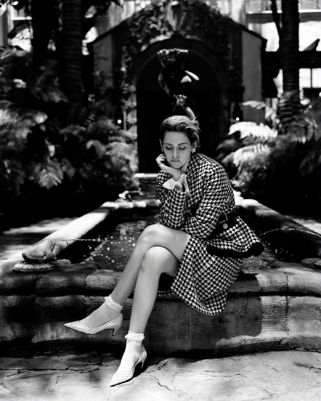 克里斯汀斯图尔特kristen stewart 身穿chanel登上《名利场vanity fai