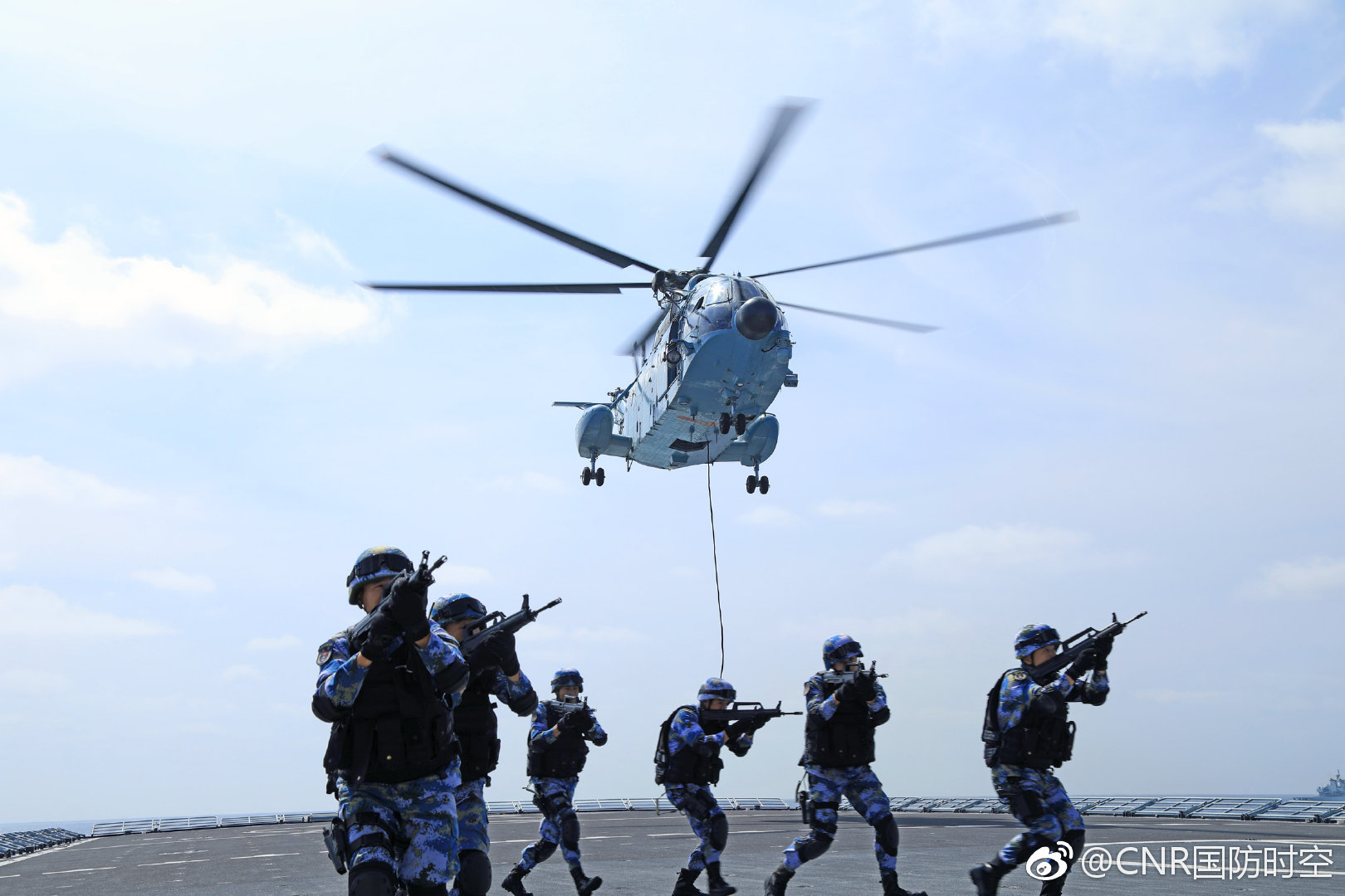 中国海军第31批护航编队远海大洋砺兵忙