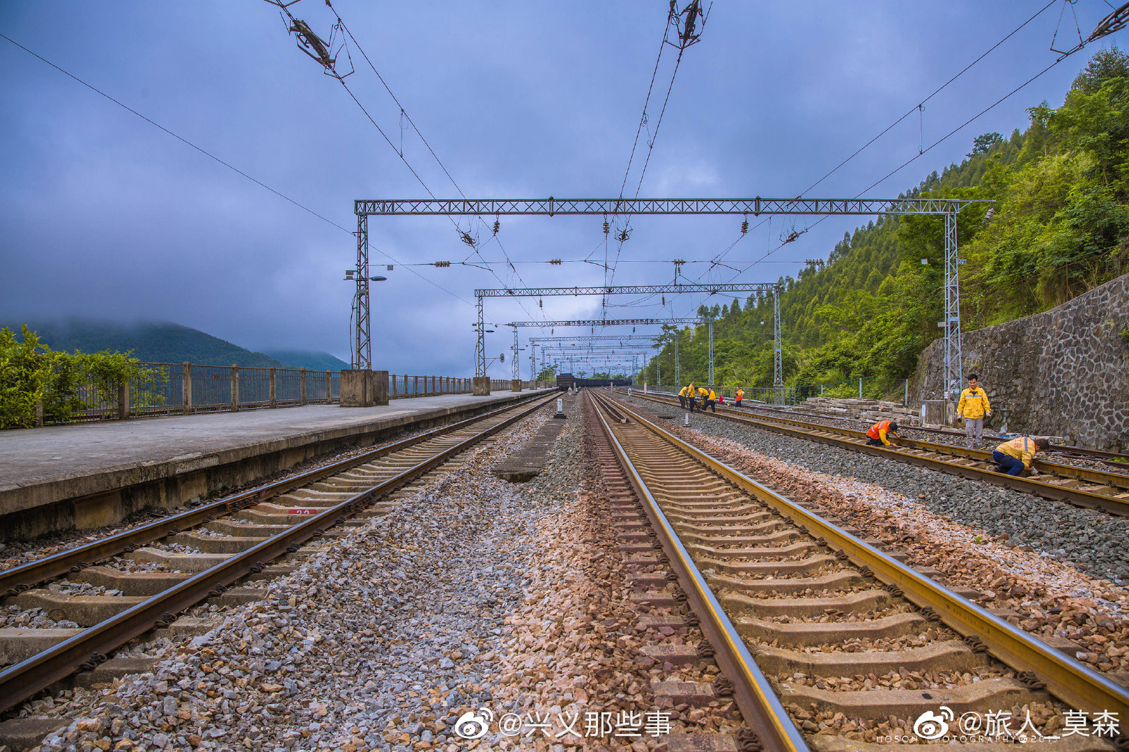 黔西南州册亨县巧马镇的一个火车站在遇见它才知道它的美