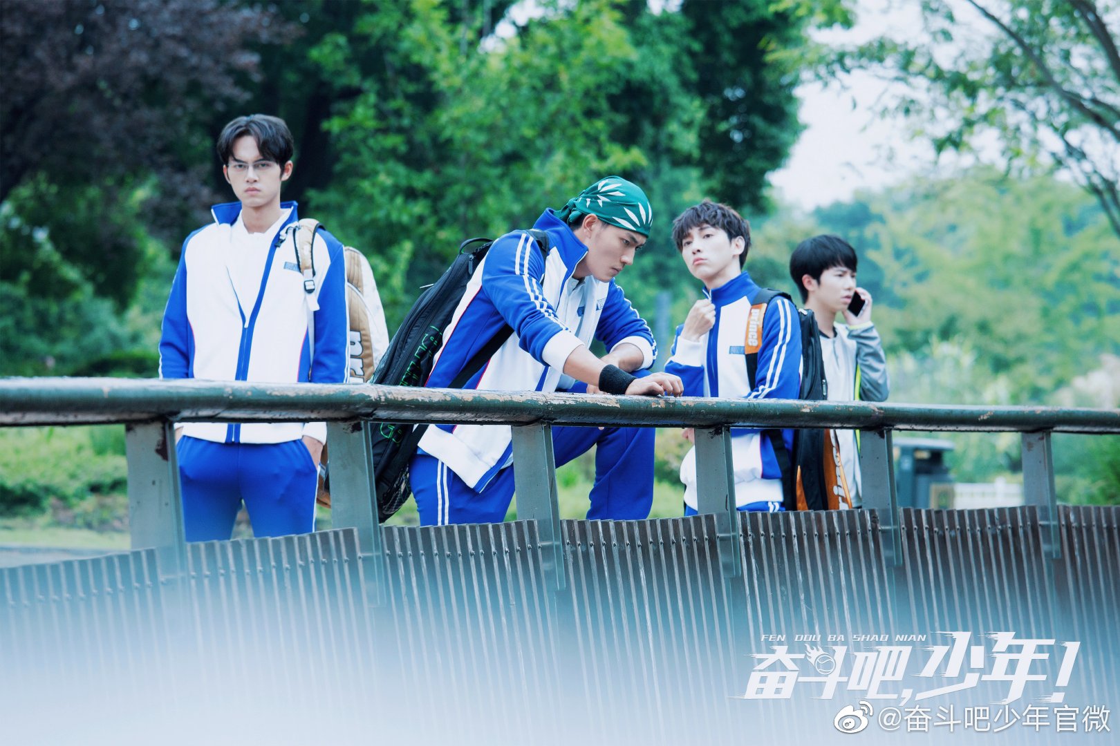 当育青九子@彭昱畅 @_董大力 @张逸杰 @谢彬彬 @朱致灵@徐可@吴旭东