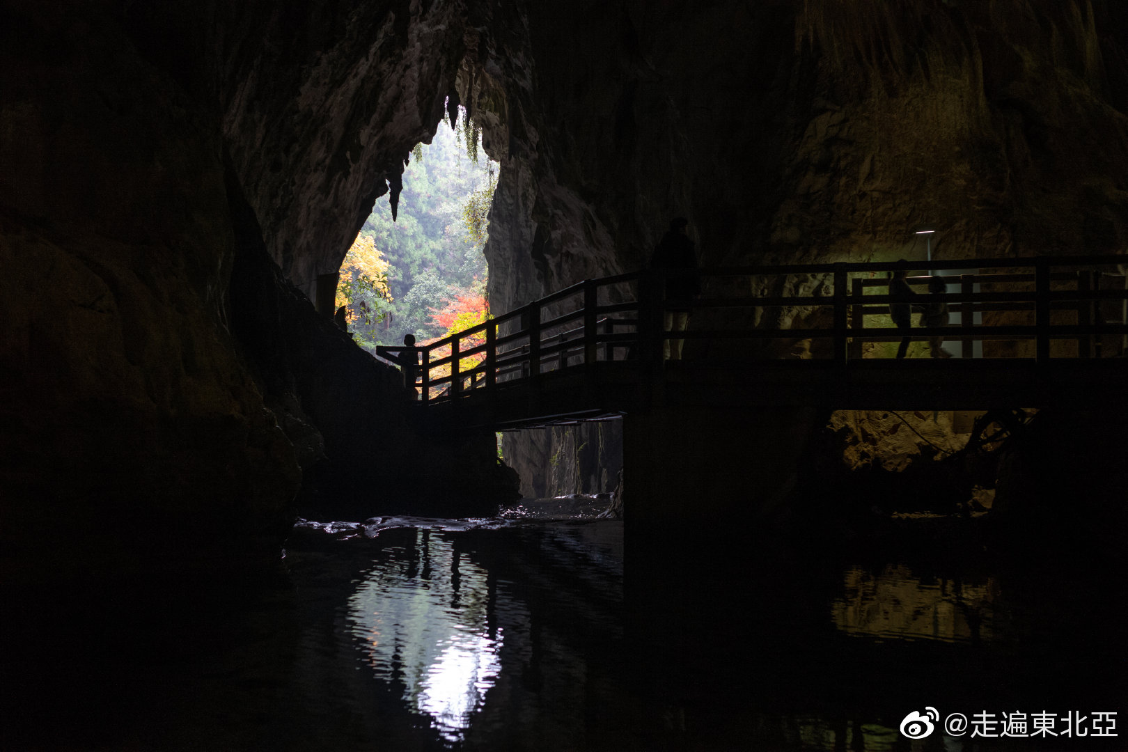 秋芳洞是一座位于日本山口县秋吉台的钟乳石洞窟 高清图集 新浪网 秋芳洞是一座位于日本山口县秋吉台的钟乳石洞窟 高清图集 新浪网