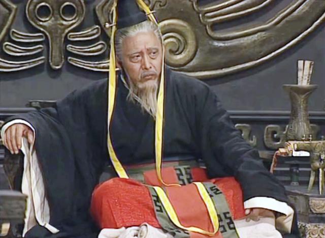 他去世之时,"秦国男女流涕,童子不歌谣,舂者不相杵".