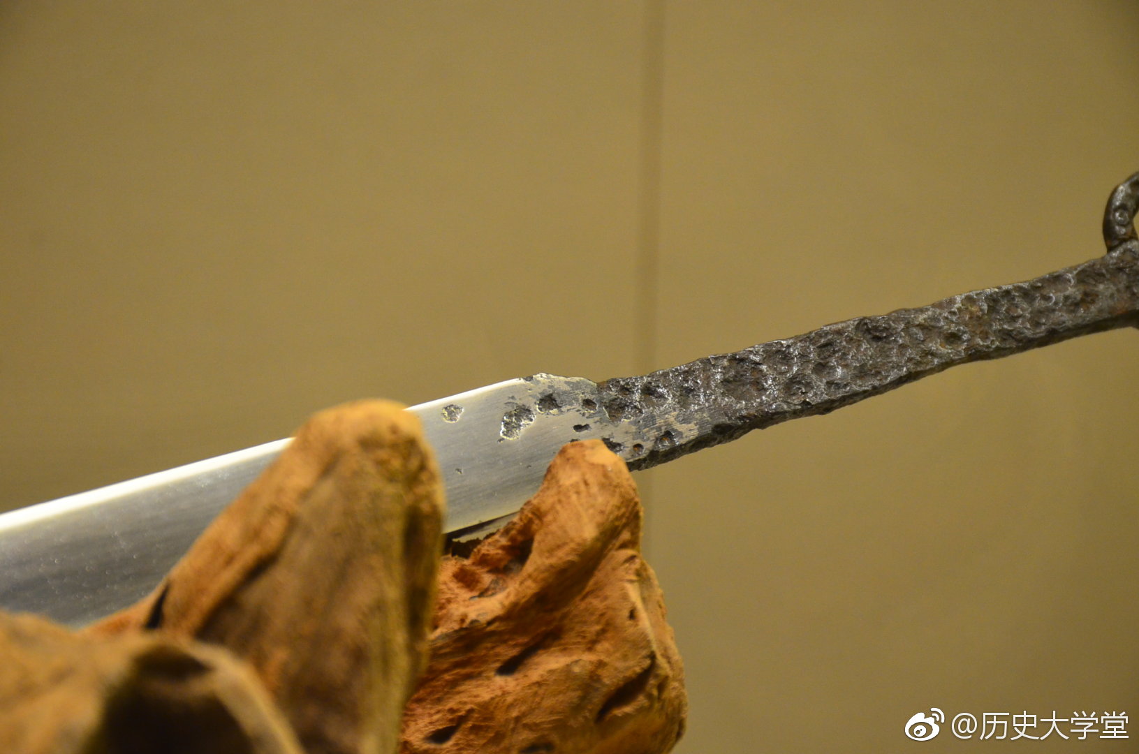 唐代环首直刃铁刀,环首刀诞生于我国汉代|铁刀|唐代|长刀_新浪新闻