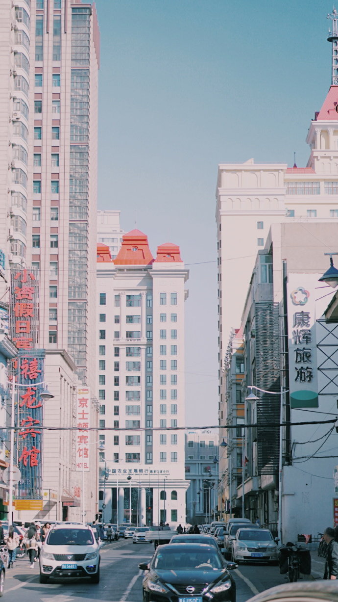 流连于充满异域风情的哈尔滨街头@l火火火昱莹