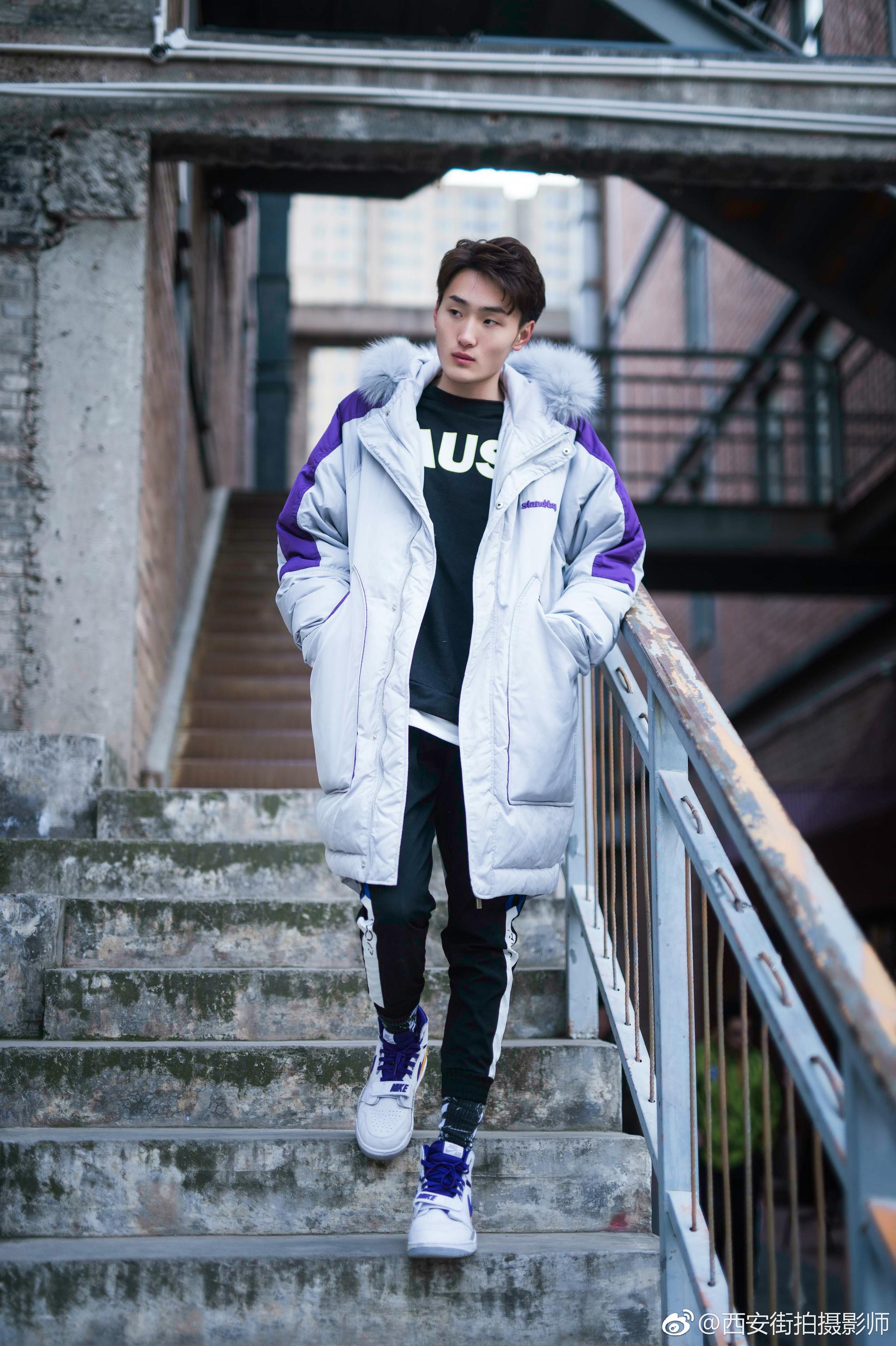 一组西安小帅哥的潮流街拍摄影我出镜奕奕博博