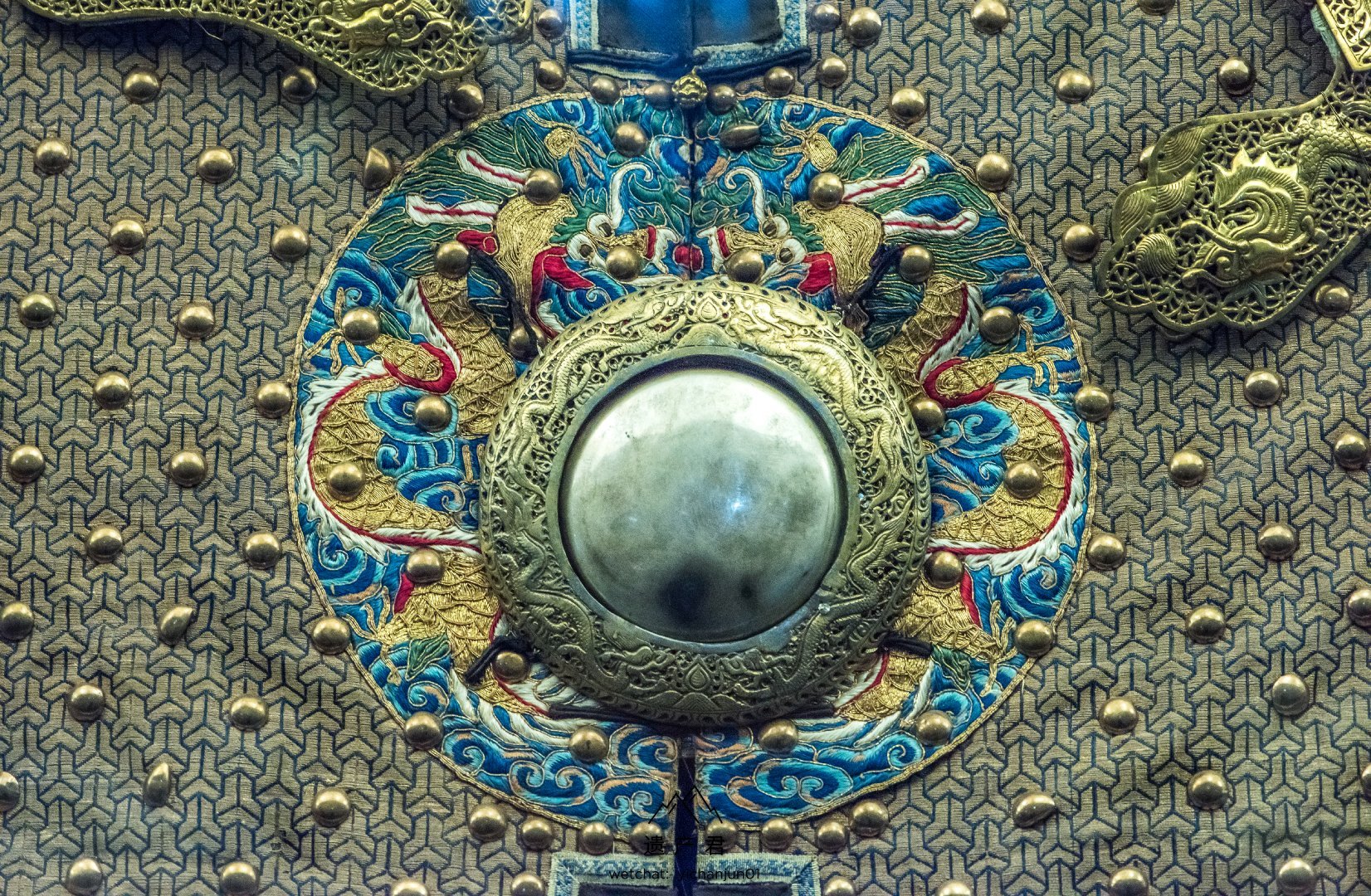 北京服装学院民族服饰博物馆藏· 清代锁子纹织金锦大阅甲胄