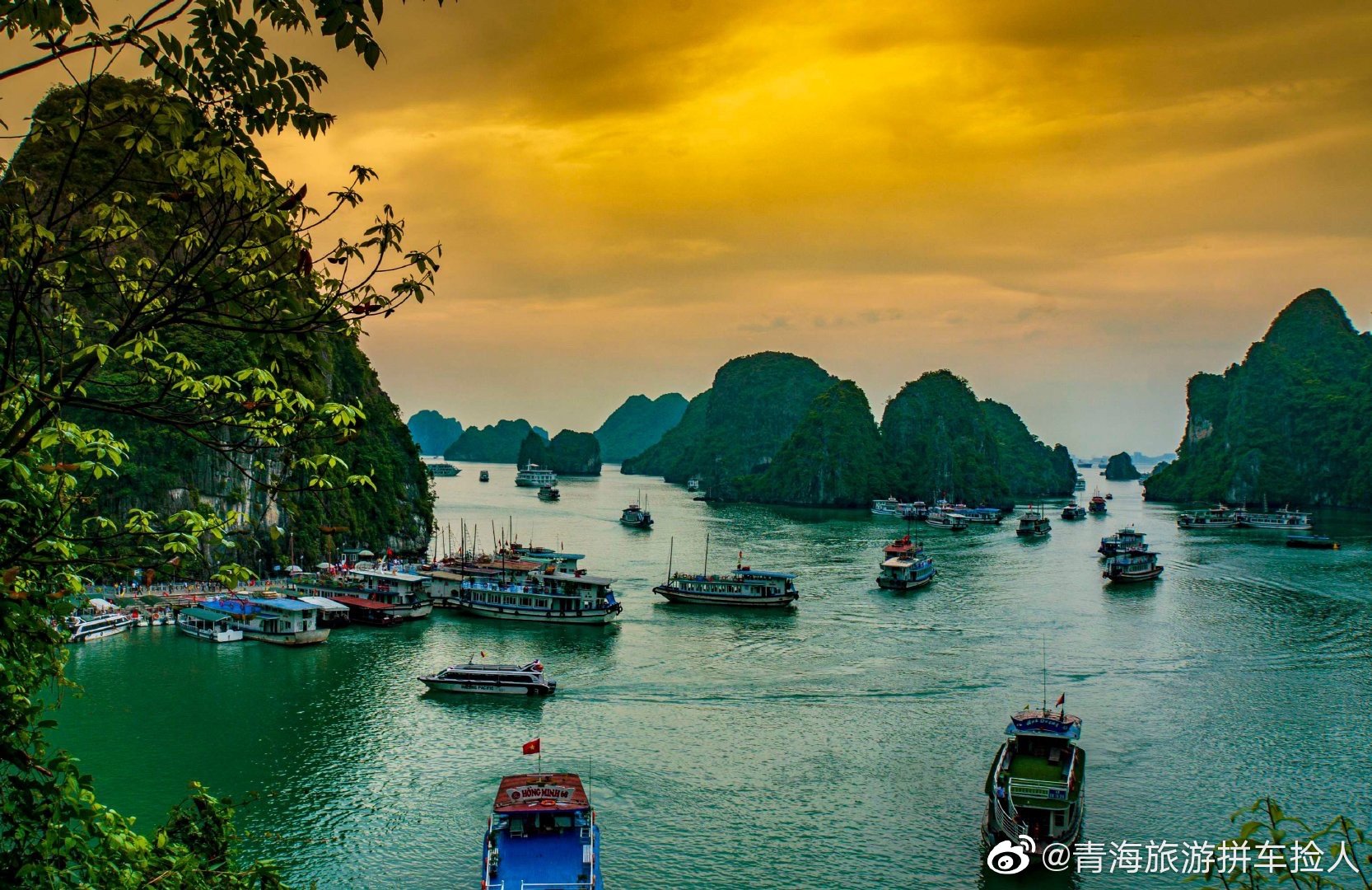 景色酷似桂林山水,为旅游胜地,1994年联合国教科文组织将下龙湾作为