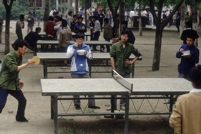 1980年代,北京大学的校园生活照.