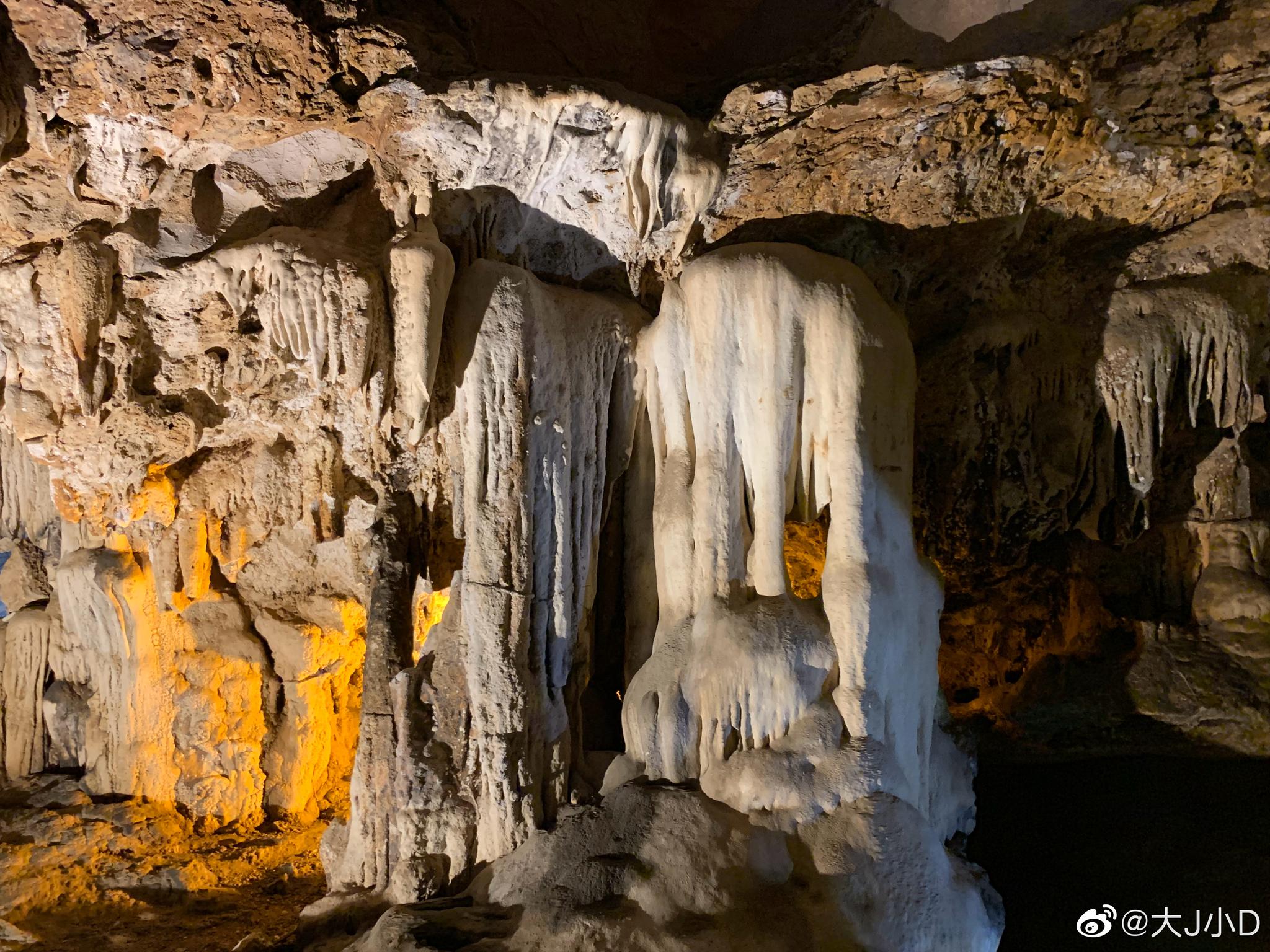 地下的叫石笋?是酸笋吗