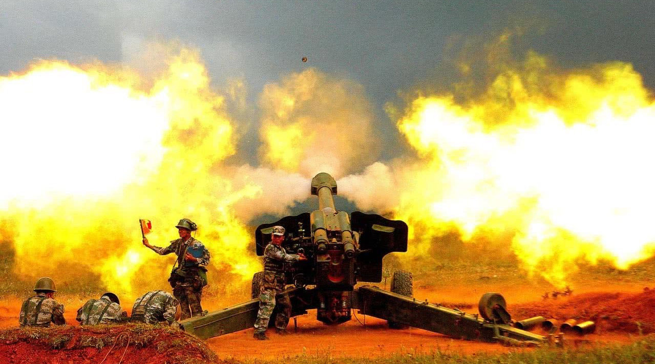 看解放军说服越军:半小时近万发炮弹洗地